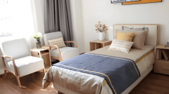 <b><b>配备智能床垫（及时监测心率、呼吸）、无妨碍</b></b>